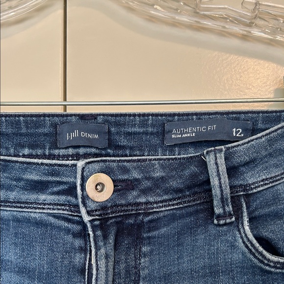 J. Jill authentic fit slim ankle Jeans size 12P - Picture 2 of 8